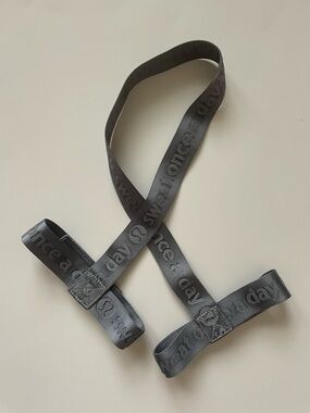 Lululemon Grey Yoga Mat Velcro Carrier Strap